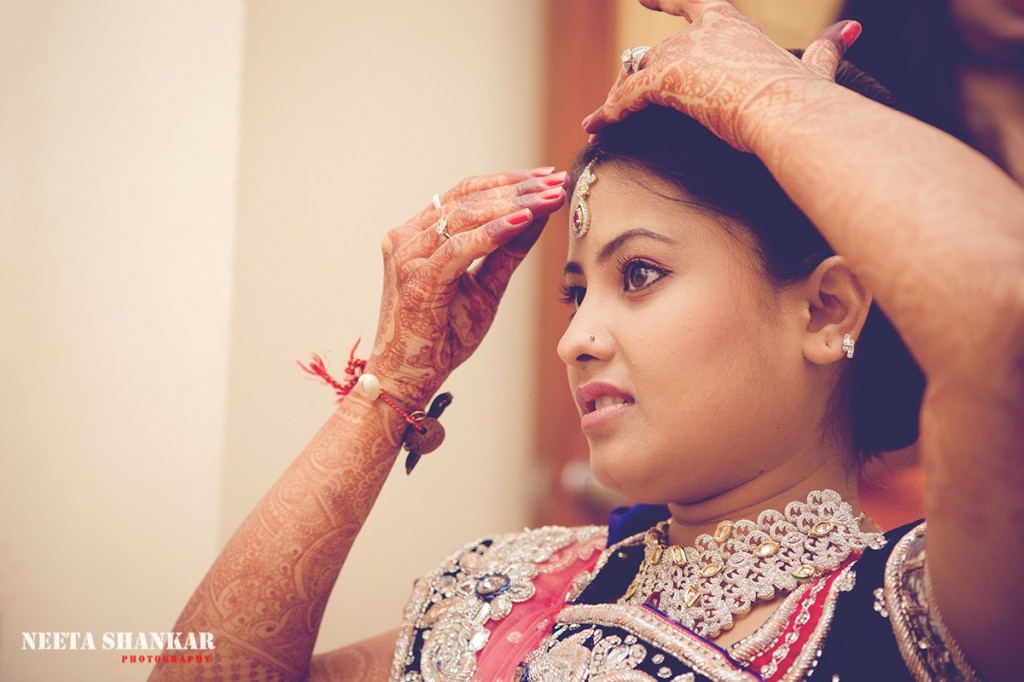 Dheeraj-Ankita-Candid-Wedding-Photography-Ashirwad-Kalyan-Mantap-Bangalore-India-Neeta-Shankar-Photography_1