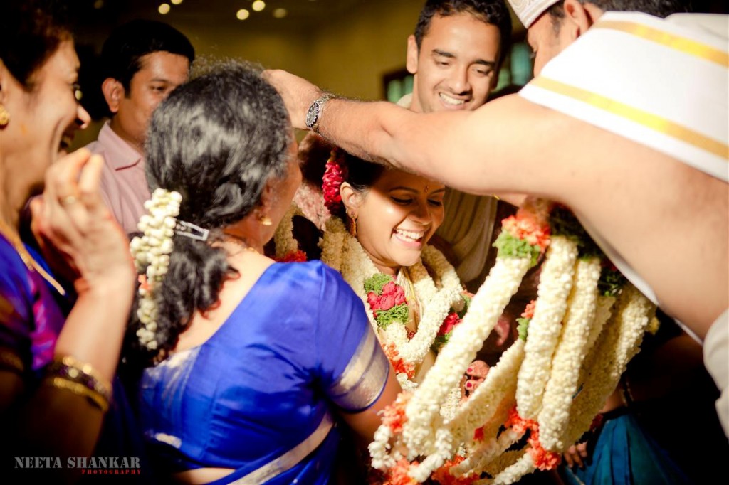 Ranjitha-Adarsh-Candid-Wedding-Photography-Amara-Kalyana-Mantapa-Bangalore-India-Neeta-Shankar-Photography-29