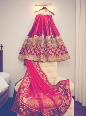 Neeta-Shankar-Photography-best-Candid-Wedding-photographer-Bangalore-Bridal-Wear-Trousseau-Attire-Designer-Lehenga-Vathsala